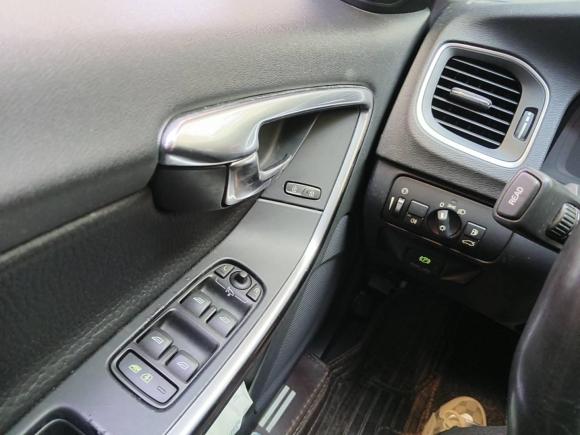 [西安·陕U] 二手沃尔沃沃尔沃S602012款 T5 舒适版