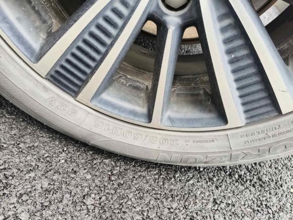 [杭州·浙A] 二手荣威荣威Ei52019款 智联旗舰版