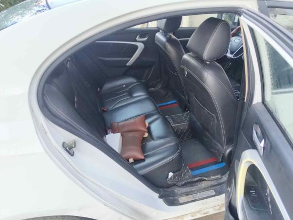 [义乌·浙G] 二手吉利汽车帝豪2017款 三厢百万款 1.5L CVT向上版