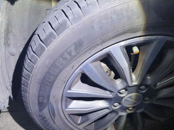 [无锡·苏B] 二手哈弗哈弗H62015款 运动版 1.5T 自动两驱豪华型