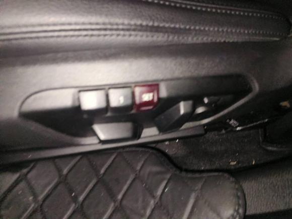 [成都·川G] 二手宝马宝马2系旅行车2015款 218i 运动设计套装