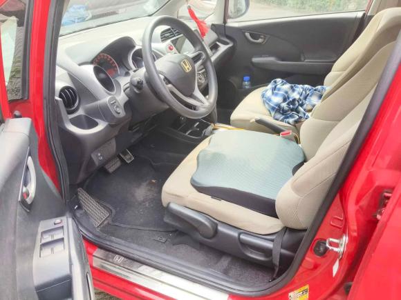 [广州·粤S] 二手本田飞度2011款 1.3L 自动舒适版