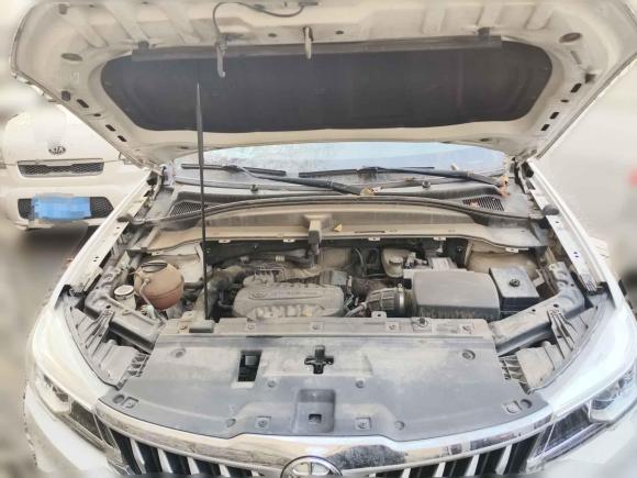 [青岛·鲁U] 二手中华中华V62018款 1.5T 自动尊贵型