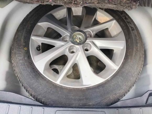 [成都·川A] 二手丰田卡罗拉2014款 1.6L CVT GLX-i导航版