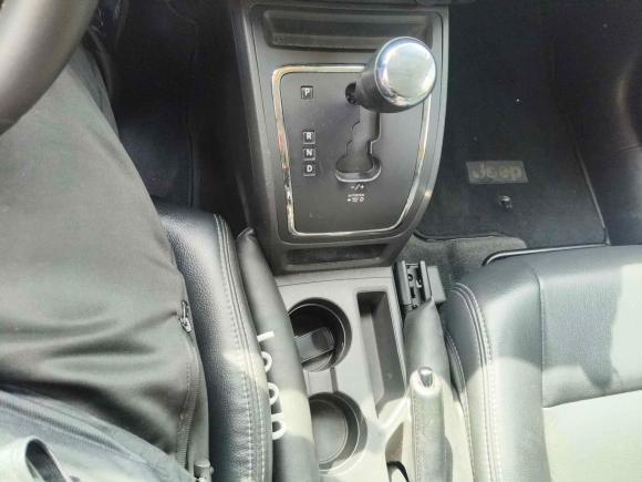 [苏州·苏E] 二手Jeep指南者2013款 2.4L 四驱都市版