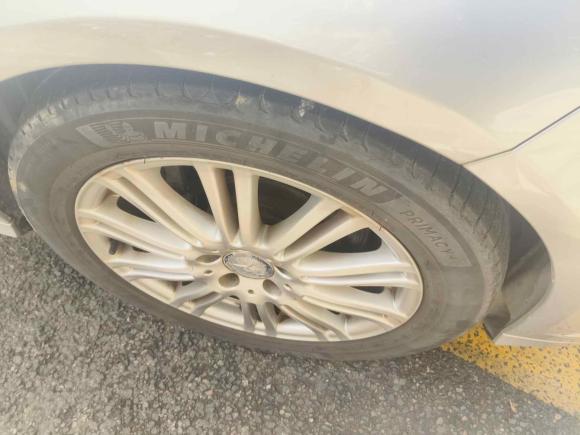 [深圳·粤N] 二手奔驰奔驰E级2011款 E 200 L CGI优雅型