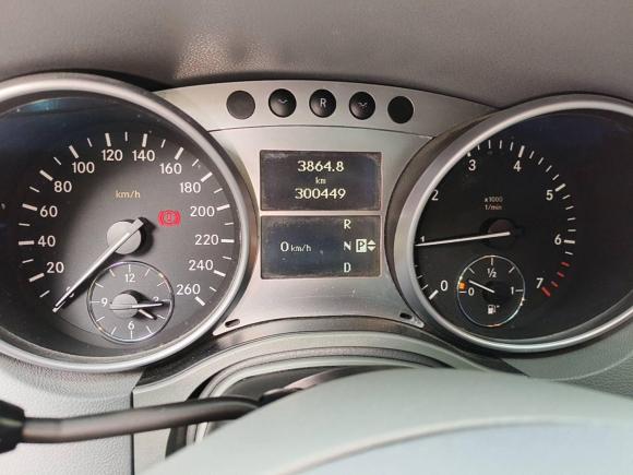 [西安·陕F] 二手奔驰奔驰M级2010款 ML 300 4MATIC