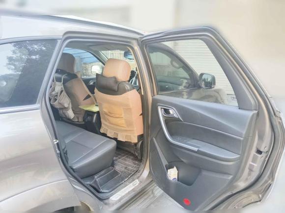 [成都·川A] 二手驭胜驭胜S3502013款 2.4T 自动两驱柴油豪华版5座