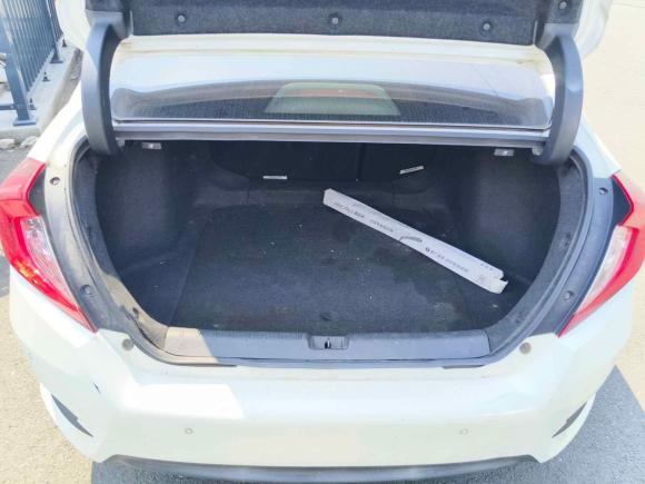 [无锡·苏B] 二手本田思域2016款 220TURBO CVT豪华版