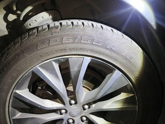 [上海·沪A] 二手斯巴鲁傲虎2013款 2.5i 运动版