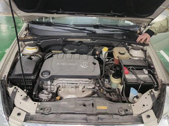 [南通·苏F] 二手别克凯越2015款 1.5L 自动经典型