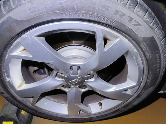 [深圳·粤B] 二手奥迪奥迪A6L2011款 3.0 TFSI quattro 豪华型