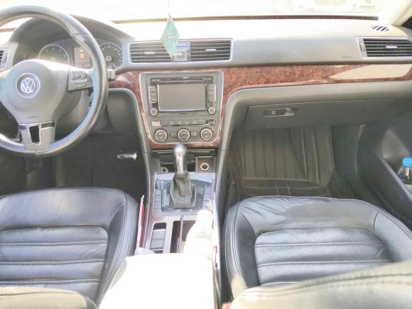 [上海·沪M] 二手大众帕萨特2011款 1.8TSI DSG御尊版