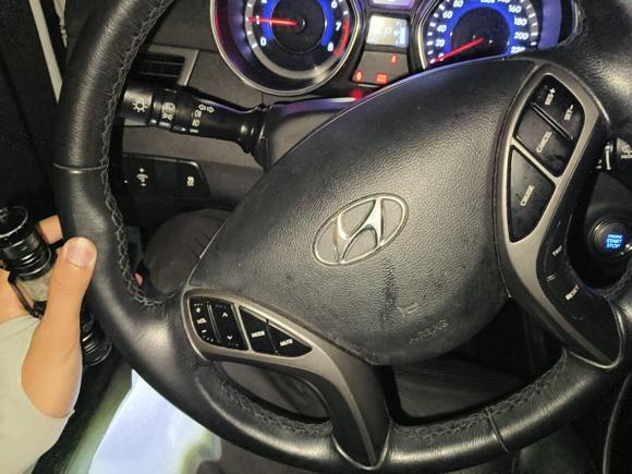 [成都·川A] 二手现代朗动2013款 1.6L 自动尊贵型