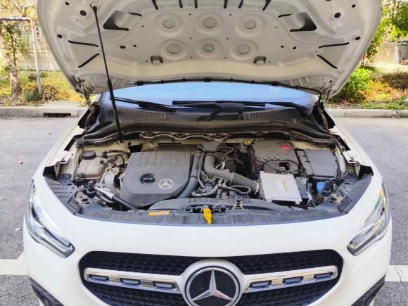 [上海·沪B] 二手奔驰奔驰GLA2020款 GLA 200