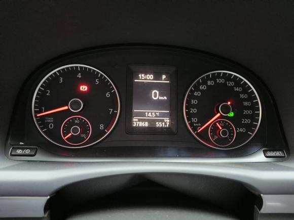 [上海·鄂F] 二手大众途安2013款 1.4T DSG睿智版5座