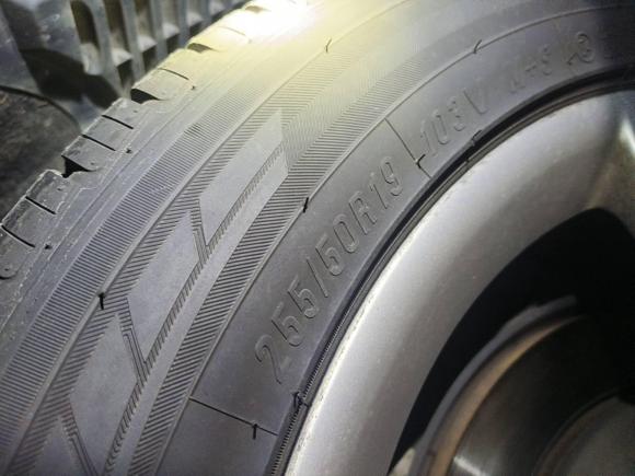 [广州·粤C] 二手奔驰奔驰R级2014款 R 320 4MATIC 豪华型