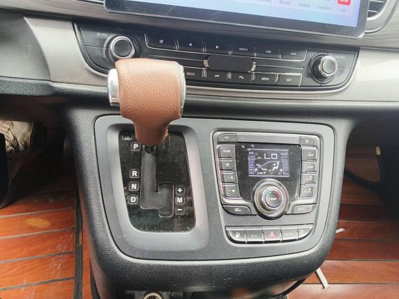 [上海·闽A] 二手上汽大通MAXUS大通G102018款 PLUS 2.0T 自动精英版