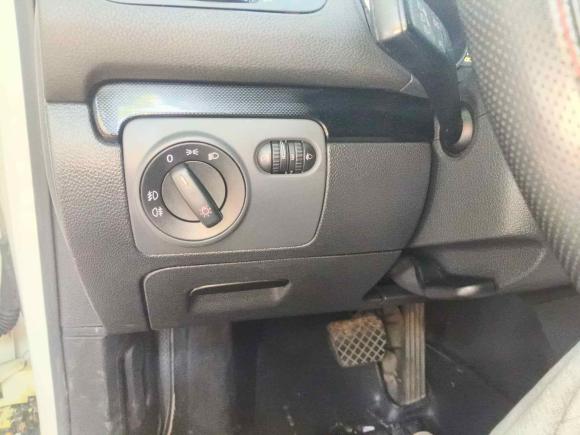 [武汉·鄂A] 二手大众高尔夫2010款 1.4TSI 自动舒适型