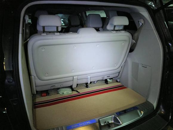 [广州·粤B] 二手别克别克GL82021款 陆上公务舱 652T 尊贵型