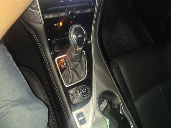 [广州·粤J] 二手英菲尼迪英菲尼迪Q50L2018款 2.0T 逸享版 国VI