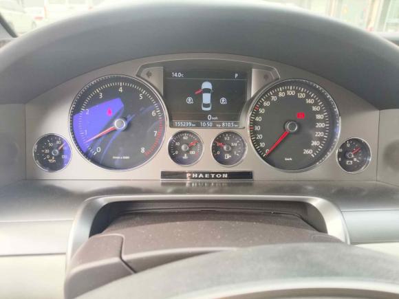 [上海·沪C] 二手大众辉腾2012款 3.0L 行政型