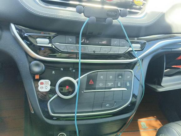 [上海·沪F] 二手上汽大通MAXUS大通G202020款 2.0T 柴油自动豪华行政版