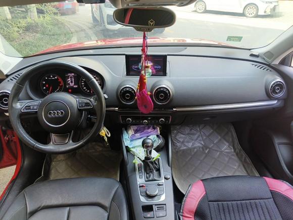 [武汉·鄂A] 二手奥迪奥迪A32014款 Sportback 35 TFSI 自动舒适型