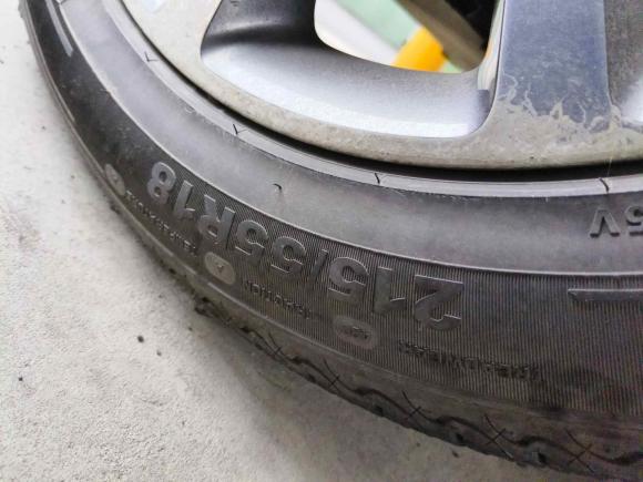 [成都·川A] 二手Jeep指南者2014款 2.0L 两驱豪华版