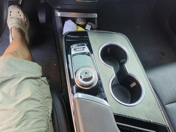 [上海·沪A] 二手凯迪拉克IQ锐歌2022款 后驱长续航豪华版