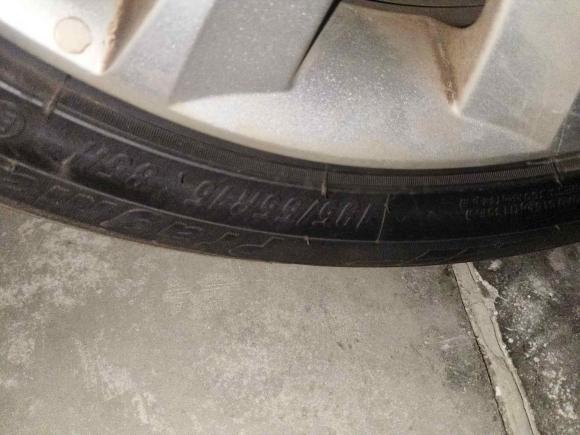 [西安·陕A] 二手别克凯越2013款 1.5L 手动尊享型