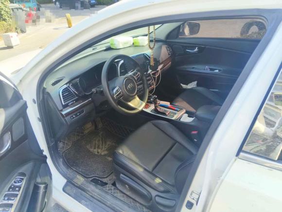 [青岛·鲁B] 二手起亚起亚K42014款 1.8L 自动GLS