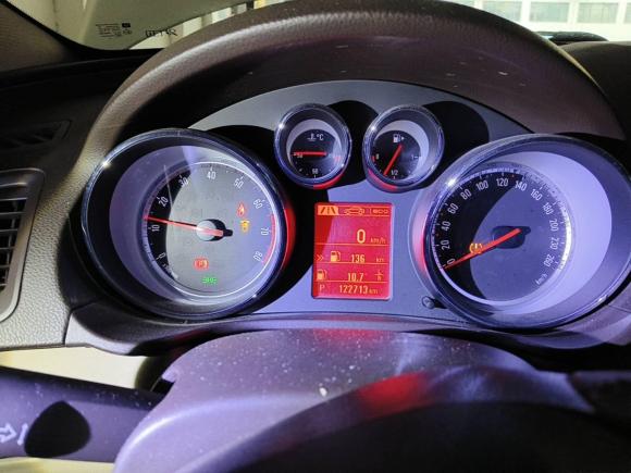 [上海·赣A] 二手欧宝英速亚2013款 2.0T 两驱豪华型