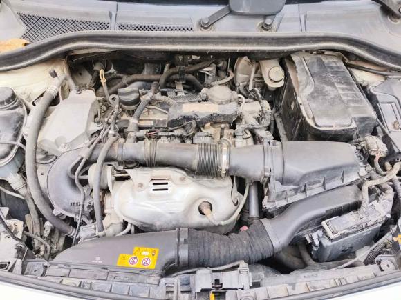 [济南·鲁A] 二手奔驰奔驰B级2015款 B 200 时尚型