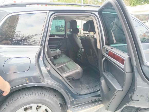 [杭州·浙F] 二手大众途锐2011款 3.0TSI 高配型