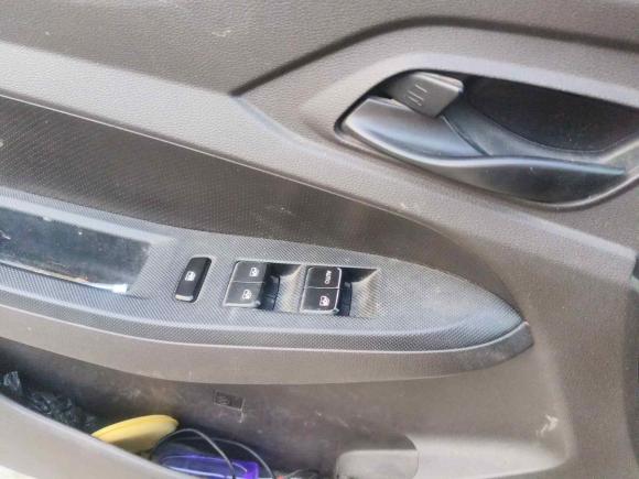 [杭州·豫Q] 二手五菱汽车五菱宏光2018款 1.5L S标准型L2B