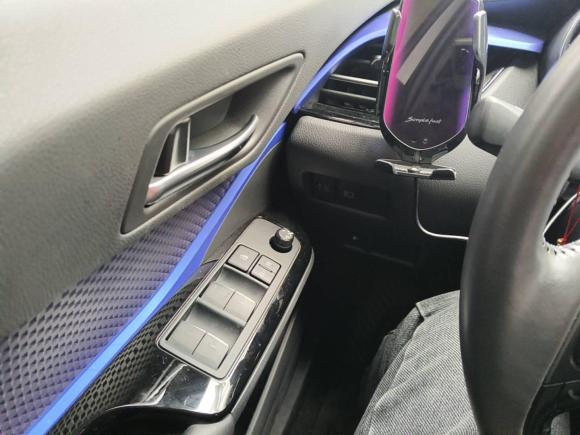 [苏州·苏U] 二手丰田丰田C-HR2018款 2.0L 领先版 国VI