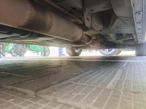 [深圳·粤B] 二手别克别克GL82011款 2.4L CT豪华商务舒适版