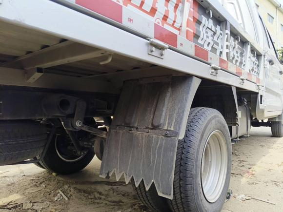 [武汉·鄂W] 二手东风小康东风小康D722023款 1.6L LV0 SFG16C