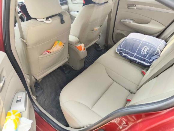 [深圳·粤B] 二手本田锋范经典2008款 1.5L 自动精英版