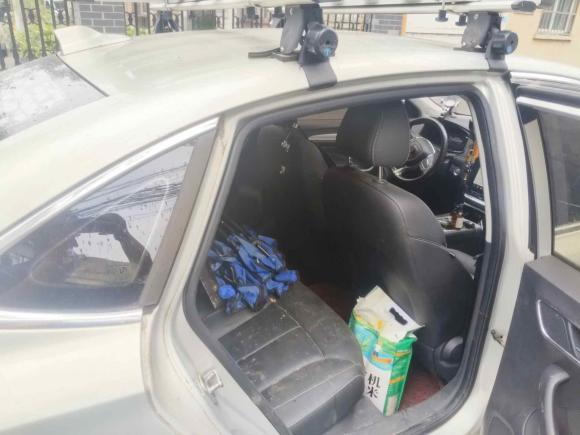 [杭州·浙A] 二手荣威荣威i6新能源2017款 45T 混动互联智享版