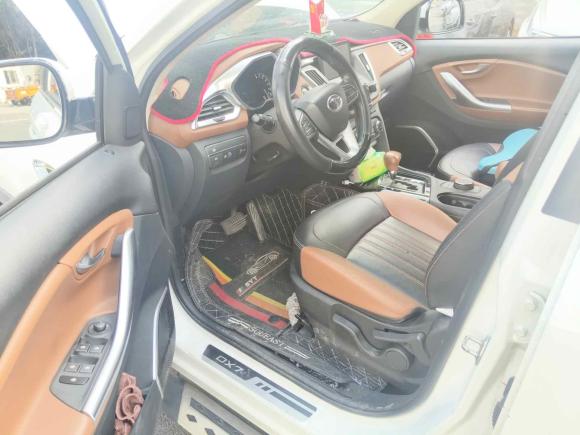 [杭州·浙A] 二手东南东南DX72017款 1.5T 自动荣耀版