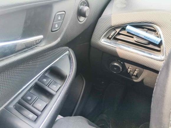 [佛山·粤Y] 二手雪佛兰科鲁兹2017款 1.5L 自动先锋天窗版