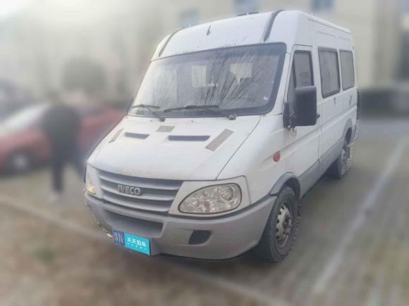 依维柯依维柯褒迪2012款 2.5T-A32 基本型「嘉兴二手车」「天天拍车」