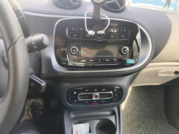 [苏州·苏E] 二手smartsmart fortwo2015款 1.0L 52千瓦硬顶激情版