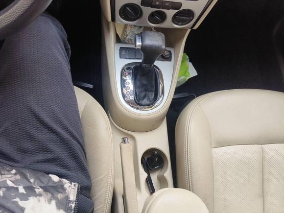 [苏州·苏E] 二手大众朗逸2011款 1.6L 自动品雅版