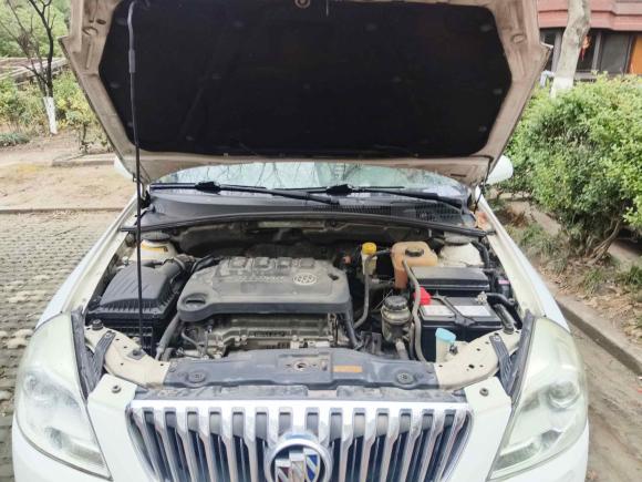 [上海·粤B] 二手别克凯越2013款 1.5L 自动尊享型