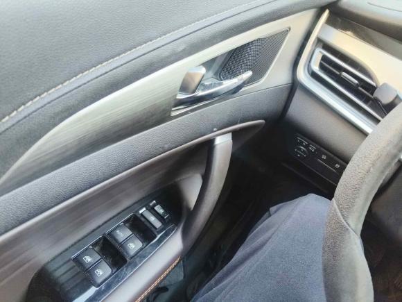 [上海·沪C] 二手长安长安CS35PLUS2018款 1.6L 自动智联版 国V