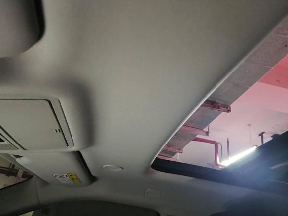 [苏州·苏E] 二手路虎揽胜极光2021款 极光L 249PS R-Dynamic SE 豪华版