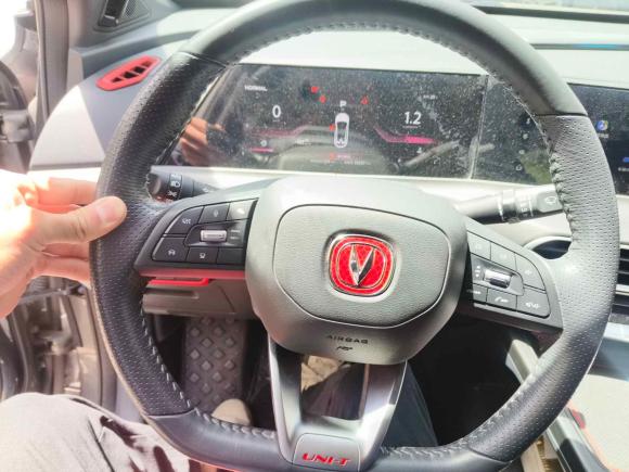 [上海·苏F] 二手长安长安UNI-T2020款 1.5T 尊贵型